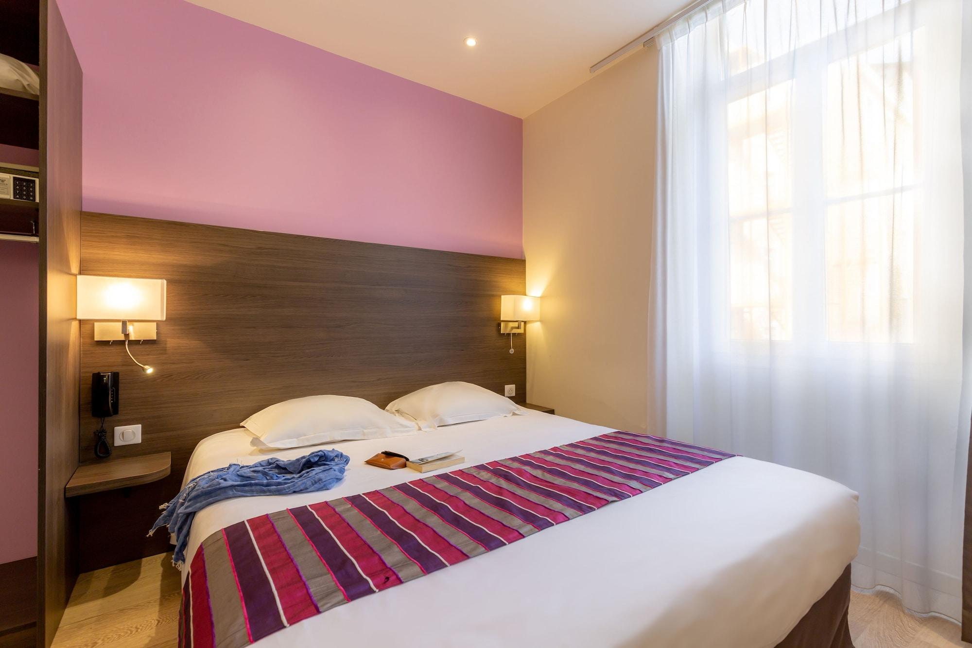 Hotel Terminus Saint-Charles Марсилия Екстериор снимка