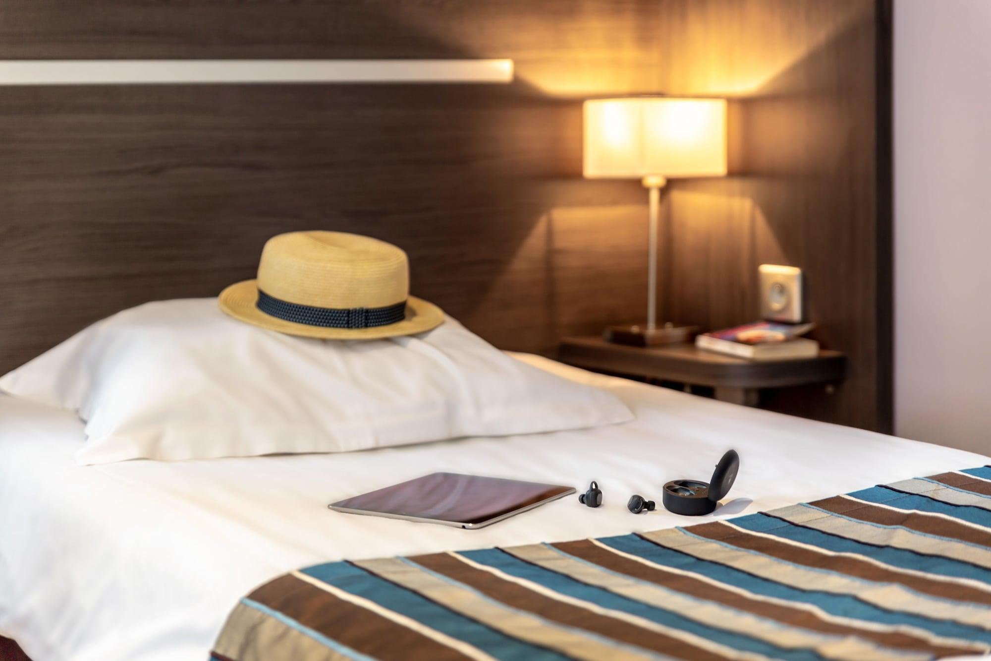 Hotel Terminus Saint-Charles Марсилия Екстериор снимка
