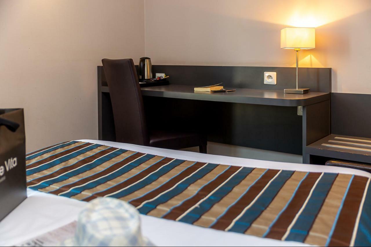 Hotel Terminus Saint-Charles Марсилия Екстериор снимка