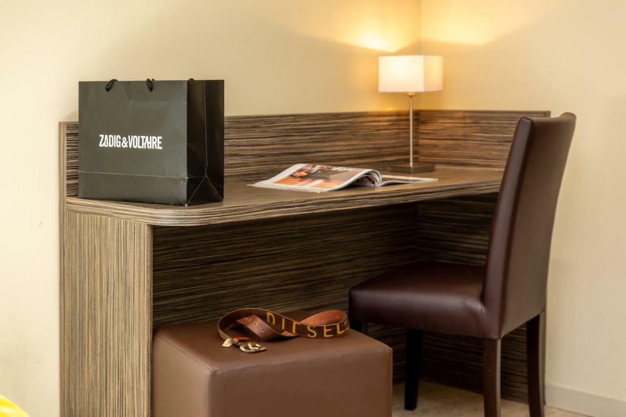 Hotel Terminus Saint-Charles Марсилия Екстериор снимка
