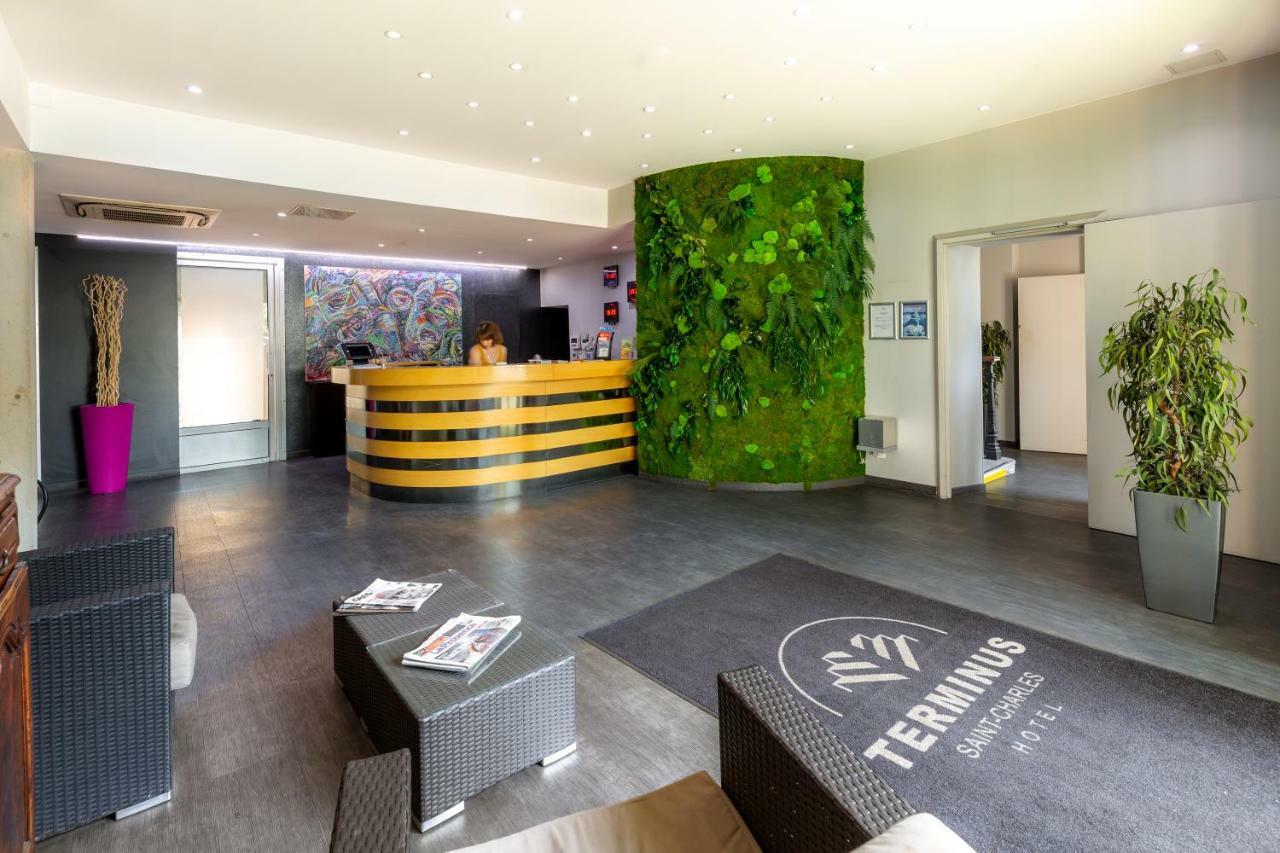 Hotel Terminus Saint-Charles Марсилия Екстериор снимка